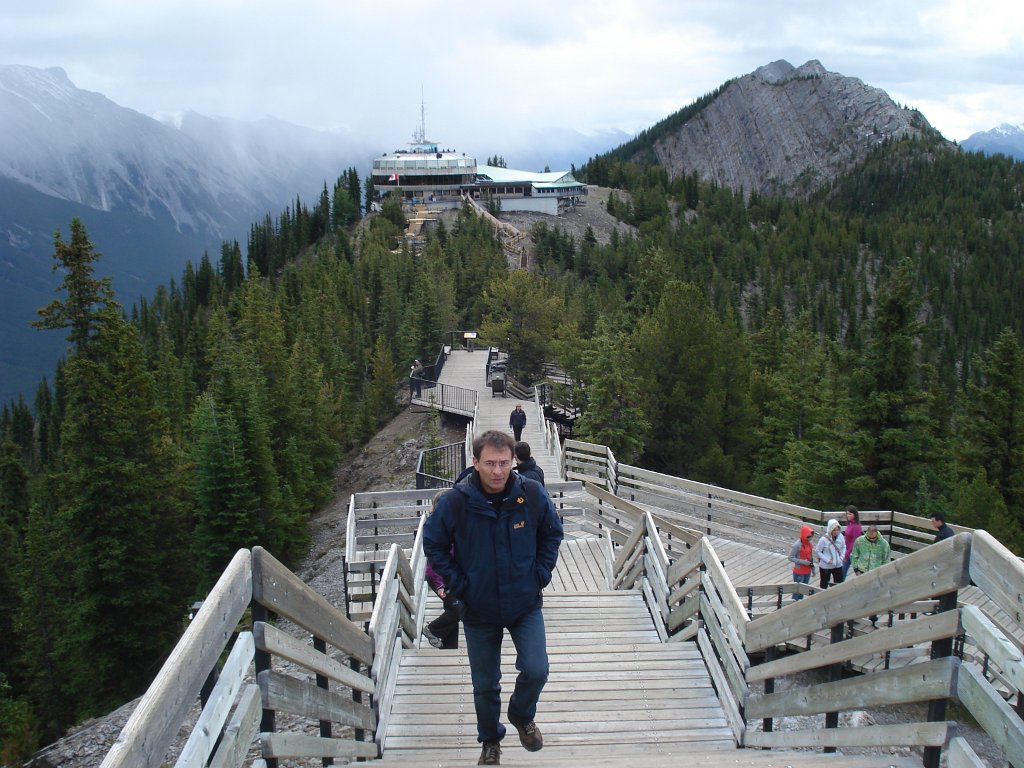 DSC02764.JPG - Ausflug mit der Seilbahn auf den Sulphur Mountain.